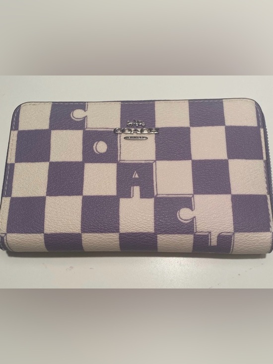 Coach Handbags - Coach CR789 Medium Id Zip Wallet With Checkerboard Print (Cream/Purple) - EUC